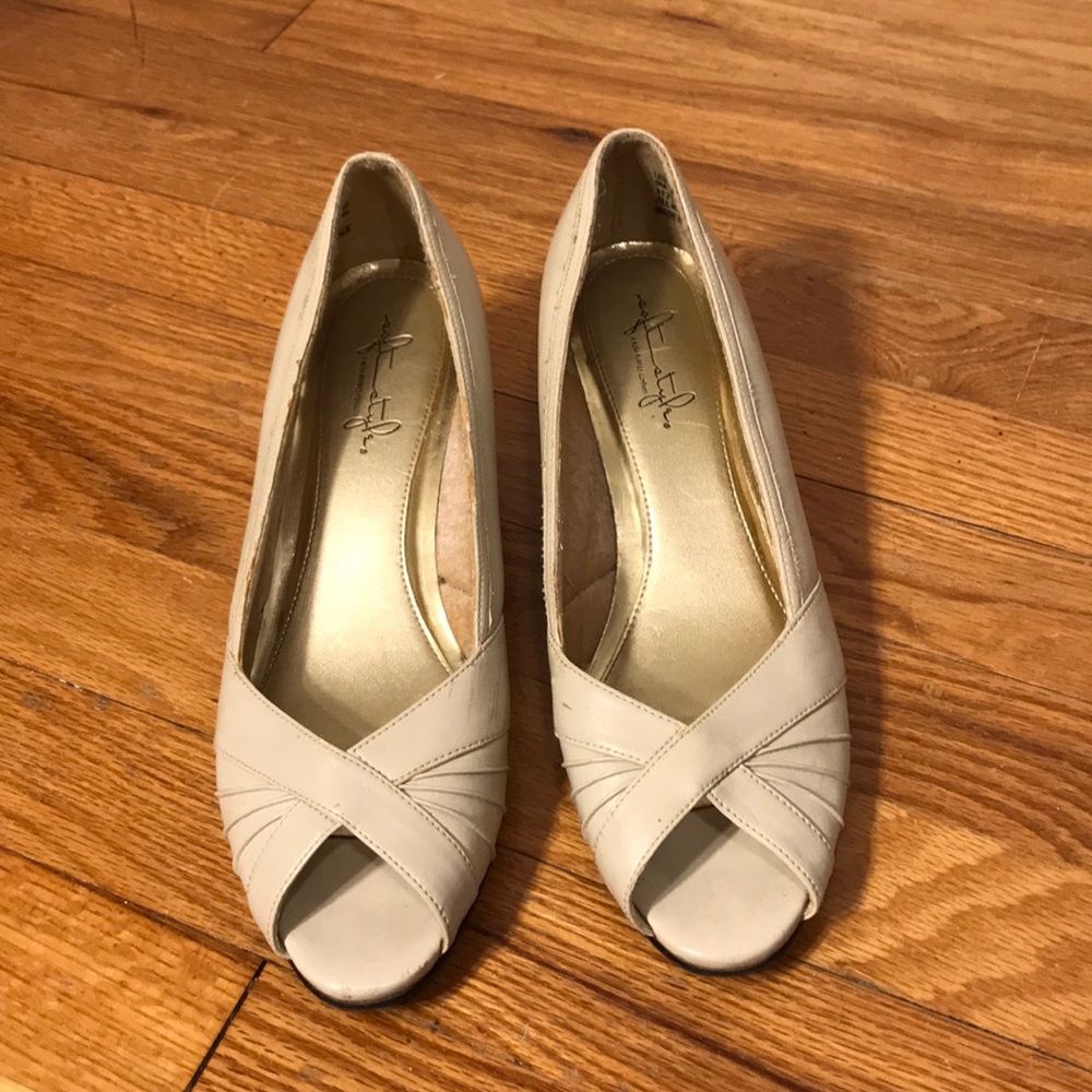 Cream Heels